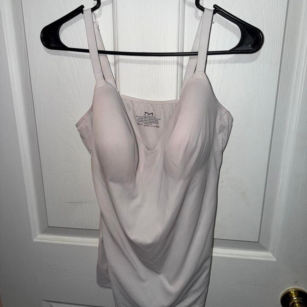 Maidenform Women's White and Pink Shapewear